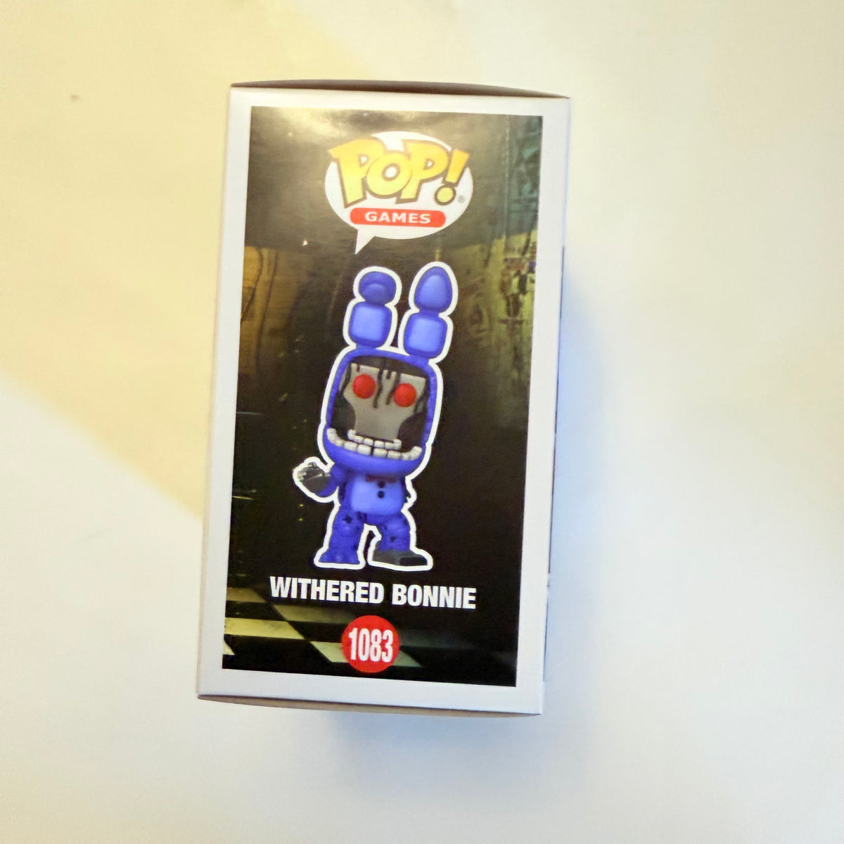 Funko Bitty Pop! Five Nights At Freddy's (FNAF) - Freddy 4PK - Freddy, Bonnie, Balloon Boy E una Funko Bitty Pop! Five Nights At Freddy's (FNAF) - Freddy 4PK - Freddy, Bonnie, Balloon Boy E una