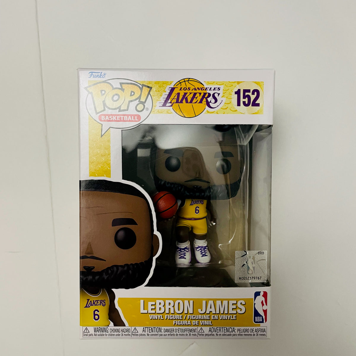 Funko Pop! Basketball - Los Angeles Lakers - Lebron James (Yellow Jersey)  #152