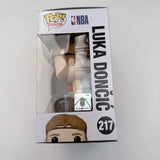 Funko POP Basketball Los Angeles Lakers #217 Luka Doncic & Protector
