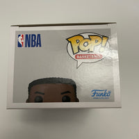 Funko POP! Basketball : Boston Celtics #176 - Jaylen Brown & Protector