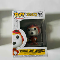 Funko Pop! Peanuts #1679 - Astronaut Snoopy & Woodstock & Protector