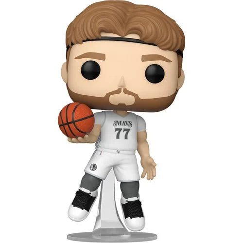 Funko POP! Basketball CE24 Dallas Mavericks #204 Luka Doncic & Protector
