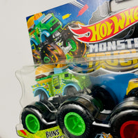 Hot Wheels Monster Trucks Demolition Doubles 1:64 - Burgers vs. Hot Dogs