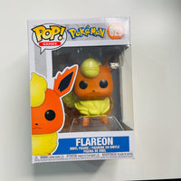 Funko POP! Games: Pokemon Vinyl Figure #627 : Flareon w/ Protector