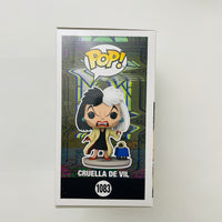 Funko POP! : Disney Villains #1083 -  Cruella De Vil & Protector