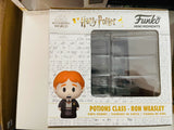 Funko Mini Moments : Harry Potter - Potions Class - Ron Weasley